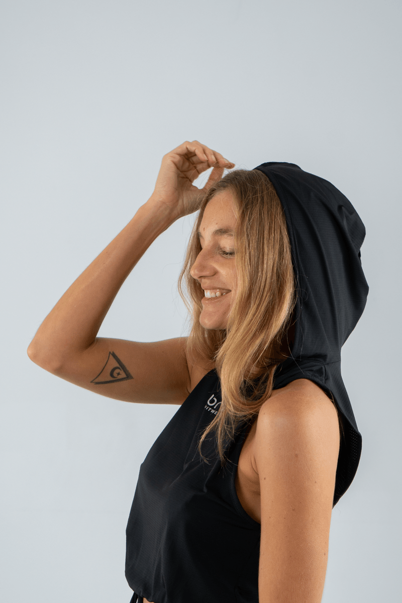 BLUSA CROPPED LUAR CAPUZ