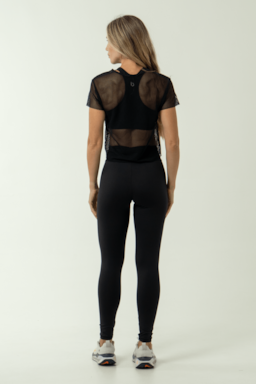 Ver foto 6 de 6 — BLUSA CROPPED SPOT TREVOS