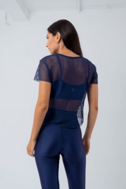 Ver foto 2 de 4 — BLUSA CROPPED SPOT TREVOS