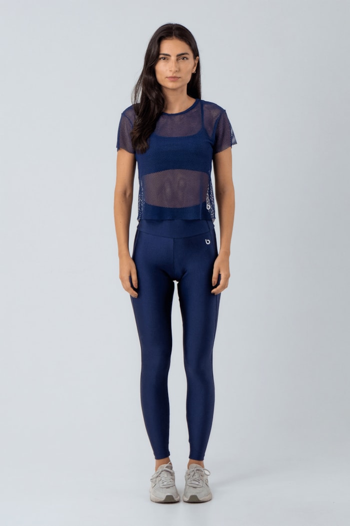 Ver foto 3 de 4 — BLUSA CROPPED SPOT TREVOS