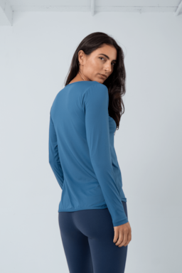 Ver foto 2 de 5 — BLUSA FITNESS EMOTION ML
