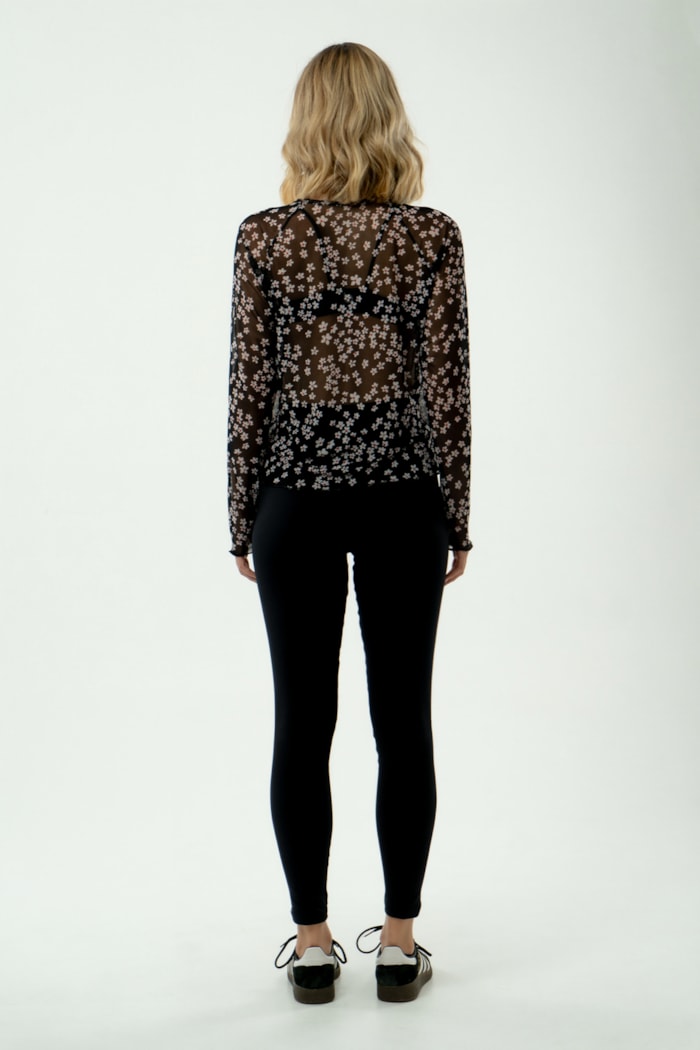 Ver foto 4 de 4 — BLUSA TULE ML FLOR