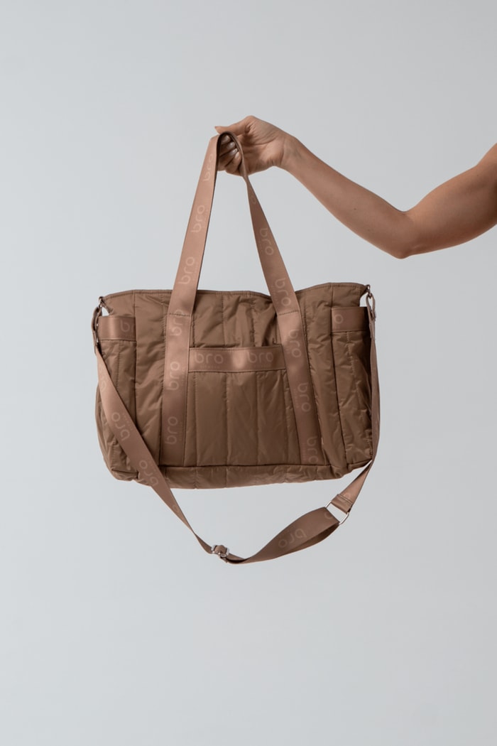Ver foto 4 de 7 — BOLSA NYLON GRANDE ALÇA LONGA