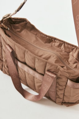 Ver foto 4 de 8 — BOLSA NYLON GRANDE ALÇA LONGA