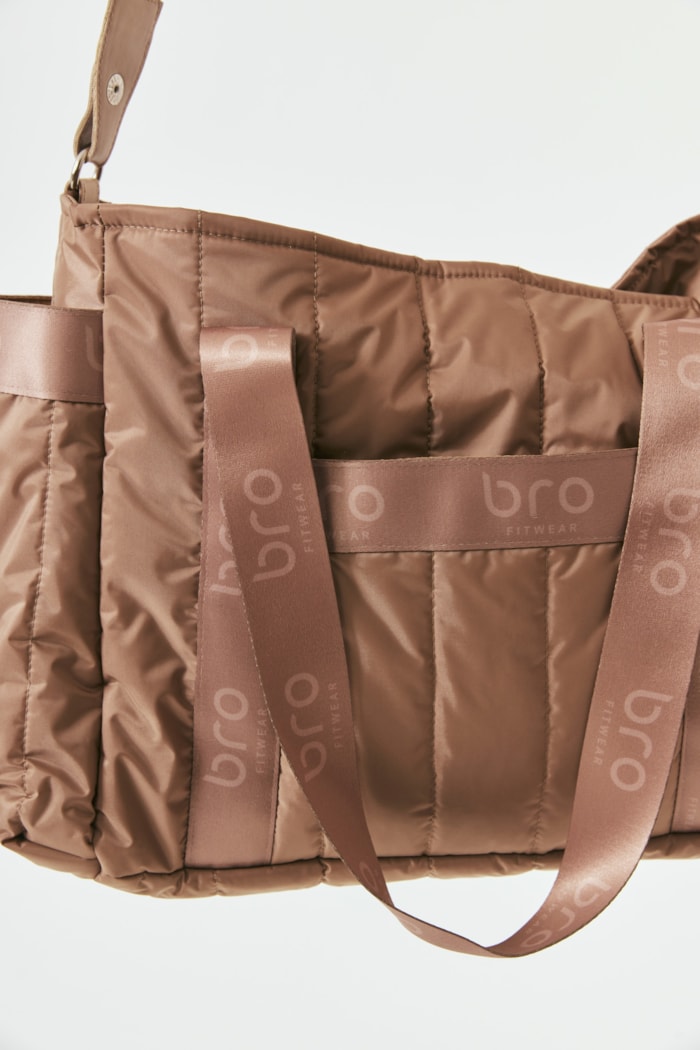 Ver foto 5 de 8 — BOLSA NYLON GRANDE ALÇA LONGA