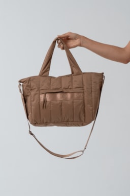 Ver foto 3 de 6 — BOLSA NYLON MÉDIA