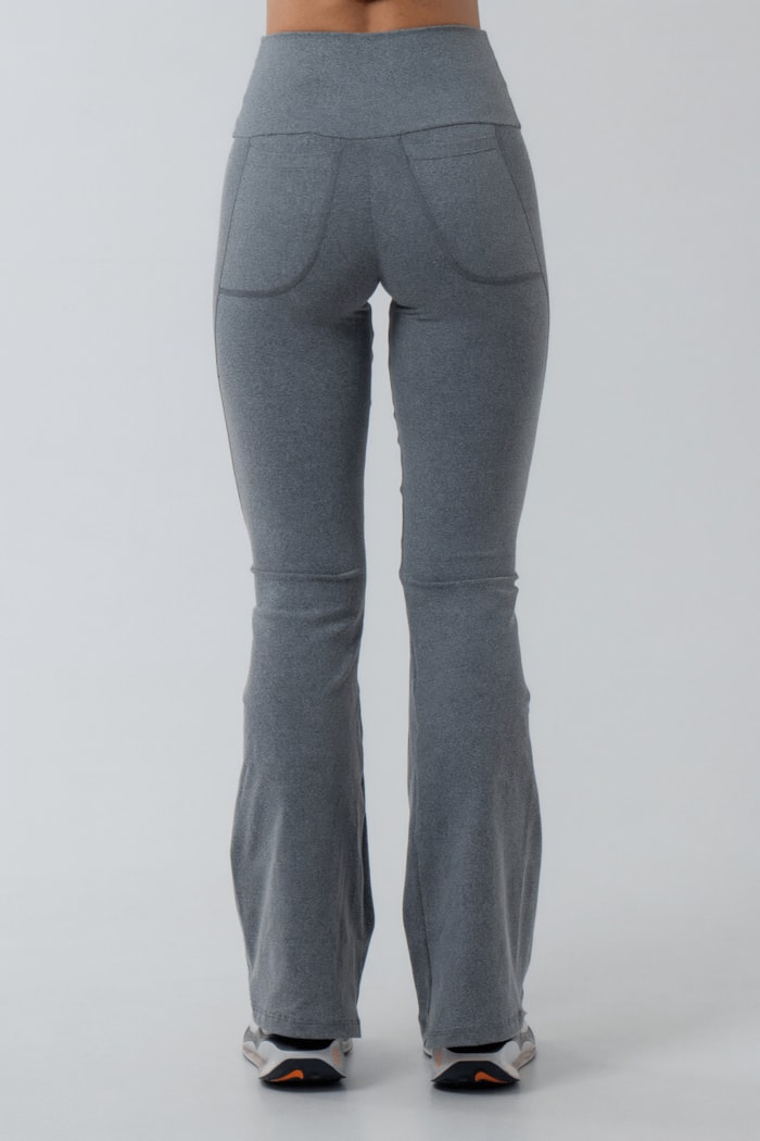 Ver foto 4 de 6 — CALÇA BAILARINA DANNY