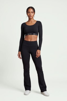 Ver foto 1 de 5 — CALÇA BAILARINA LUCY