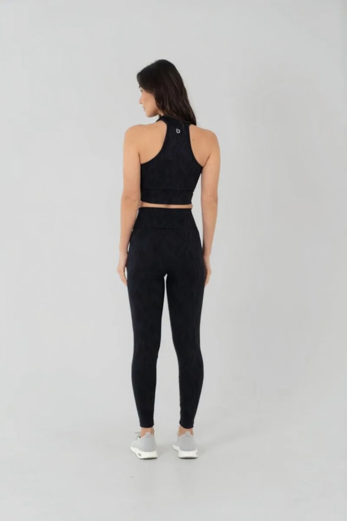 Ver foto 2 de 3 — CALÇA LEGGING ADRIAN