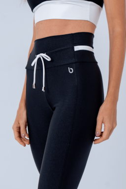 Ver foto 3 de 5 — CALÇA LEGGING ATLANTA