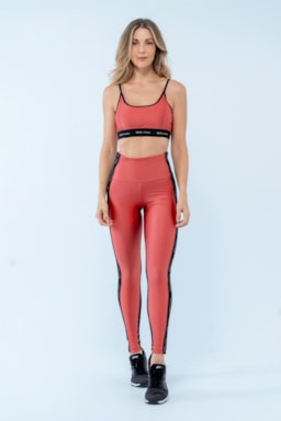 Ver foto 1 de 6 — CALÇA LEGGING CALM 