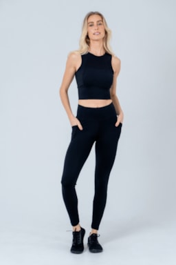 Ver foto 1 de 6 — CALÇA LEGGING CYBER