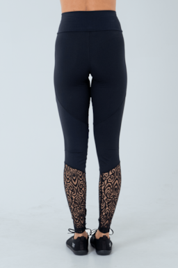 Ver foto 3 de 6 — CALÇA LEGGING LAISE