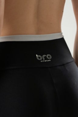 Ver foto 5 de 10 — CALÇA LEGGING MARRONE