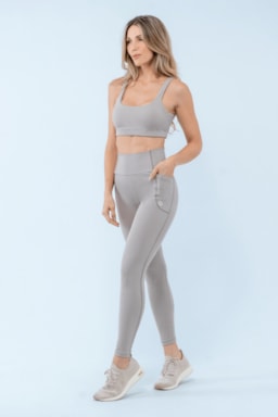 Ver foto 3 de 4 — CALÇA LEGGING MONOCROME