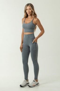 Ver foto 2 de 8 — CALÇA LEGGING MONTANA