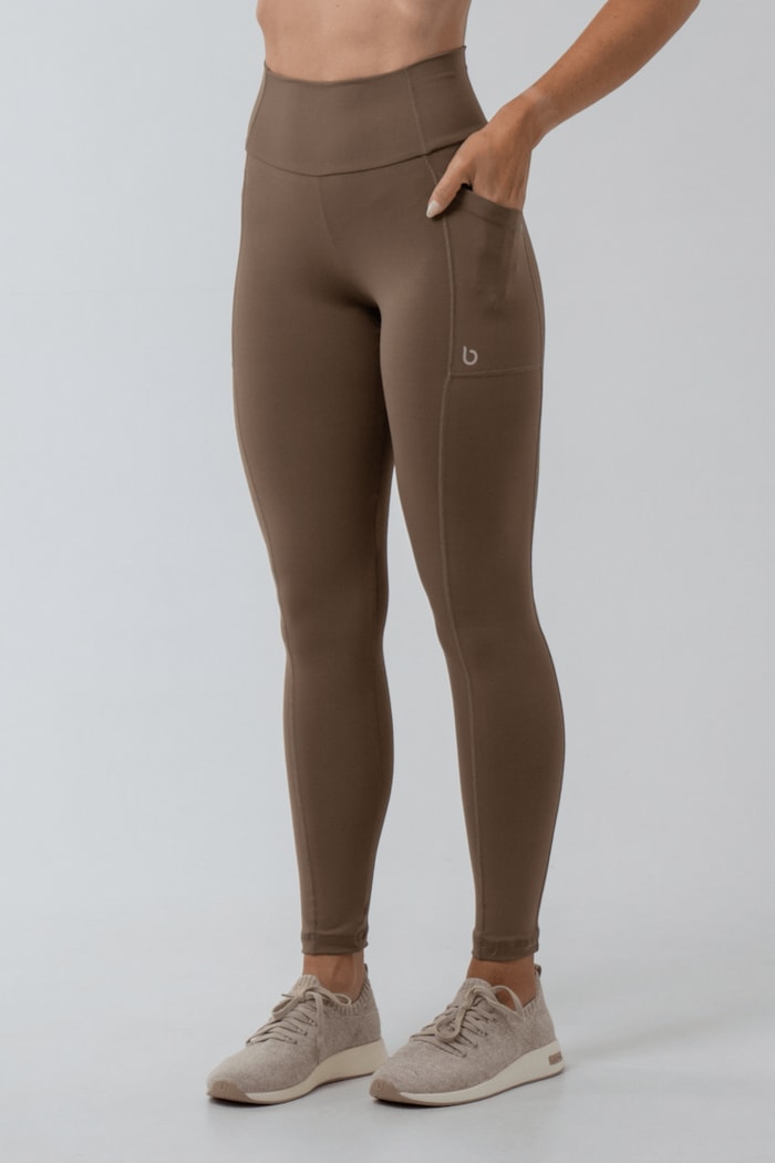 Ver foto 1 de 7 — CALÇA LEGGING MONTANA