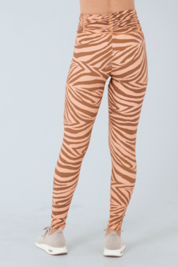 Ver foto 2 de 5 — CALÇA LEGGING NEW BABY MOCHA