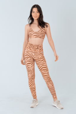 Ver foto 4 de 5 — CALÇA LEGGING NEW BABY MOCHA