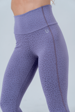 Ver foto 2 de 6 — CALÇA LEGGING PANTERS
