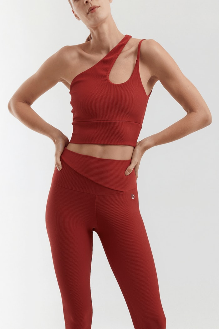Ver foto 4 de 5 — CALCA LEGGING PILLE