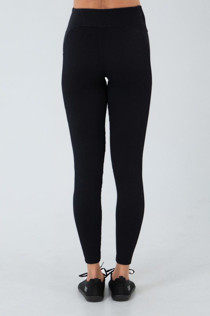 Ver foto 3 de 4 — CALÇA LEGGING VOLLUTO