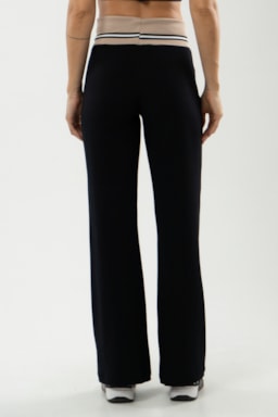 Ver foto 4 de 7 — CALÇA PANTALONA AGATHA