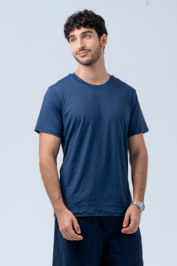 Ver foto 1 de 3 — CAMISETA MASCULINA