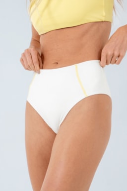 Ver foto 1 de 8 — HOT PANTS HARMONIA