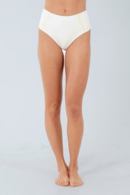 Ver foto 2 de 8 — HOT PANTS HARMONIA