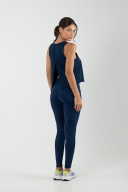 Ver foto 4 de 7 — REGATA CROPPED LEAN GIRL