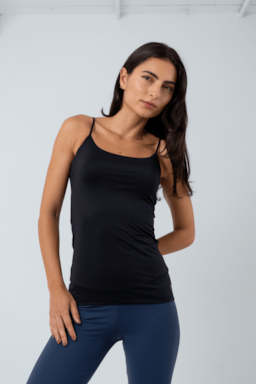 Ver foto 1 de 5 — REGATA MAGALI