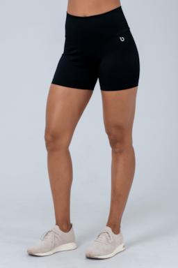 Ver foto 1 de 5 — SHORT FITNESS STRIPE