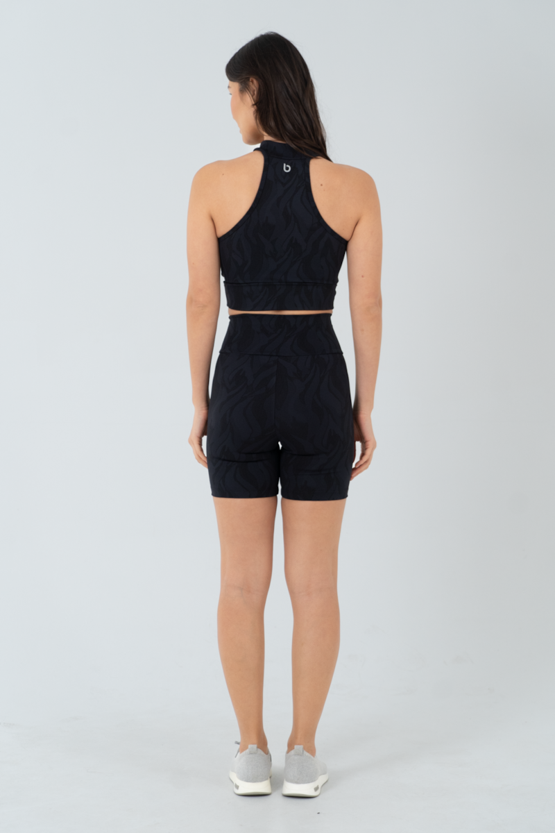 TOP CROPPED ADRIAN