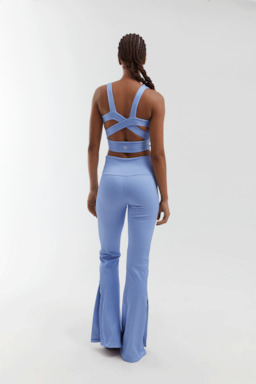 Ver foto 2 de 2 — TOP CROPPED AURA