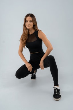 Ver foto 7 de 8 — TOP CROPPED COVER UP