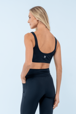 Ver foto 2 de 4 — TOP FITNESS MONOCROME